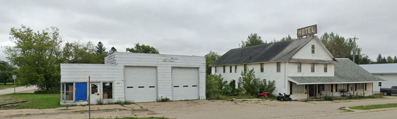 Carney Hotel - 2022 Street View (newer photo)